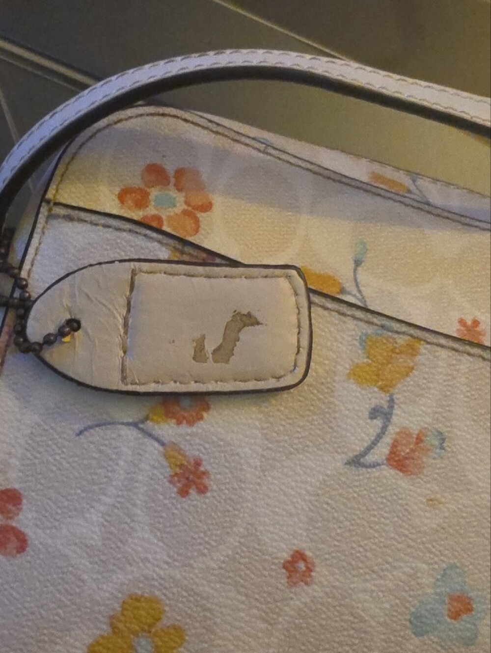 Coach Mini Camera Bag In Signature Canvas Crossbody. A2239-C8700. 7×5×2 - Picture 15 of 16